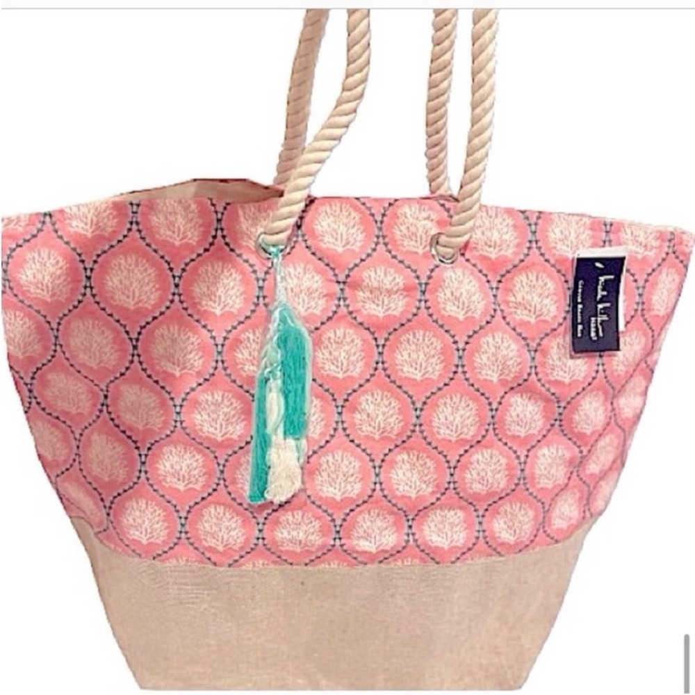 NWT- Nicole Miller Extra Large Canvas
Seashore Beach Totebag